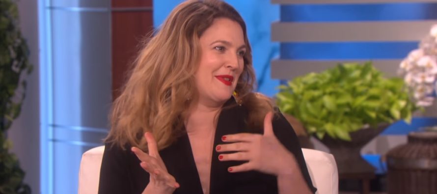Drew Barrymore is still trying to get off the dating app Raya + VIDEO!